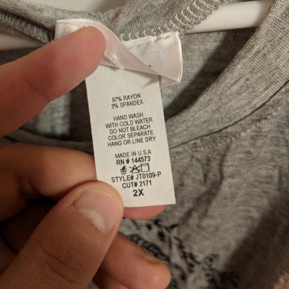 Tank top. - Picture 4 of 5